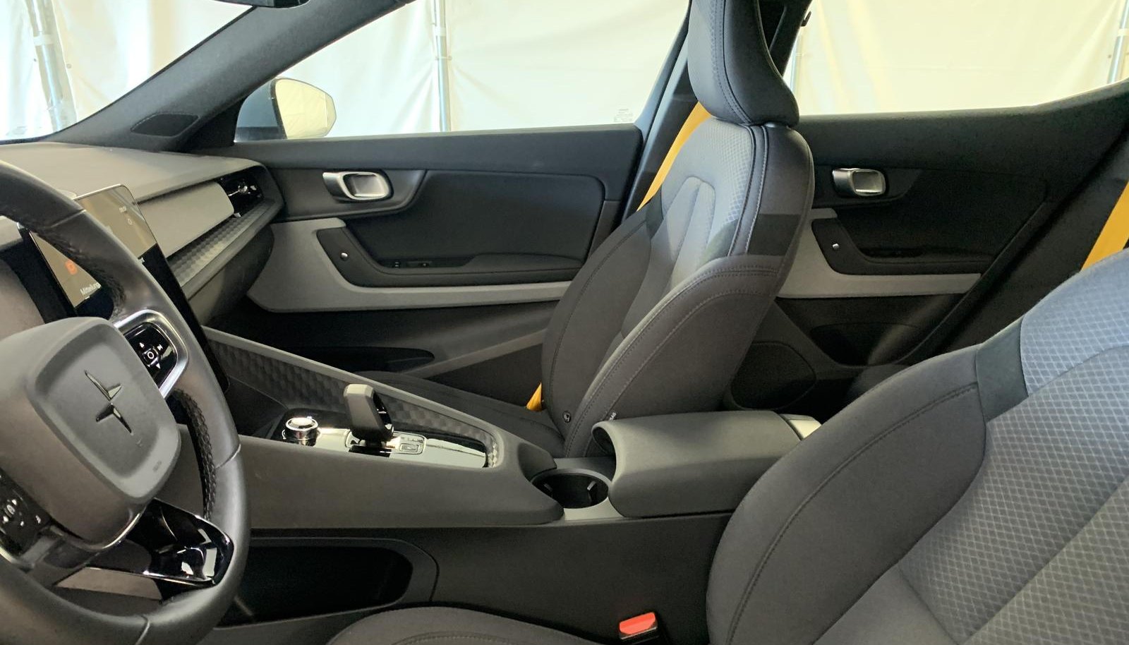 Polestar 2 Long Range Dual Performance 9