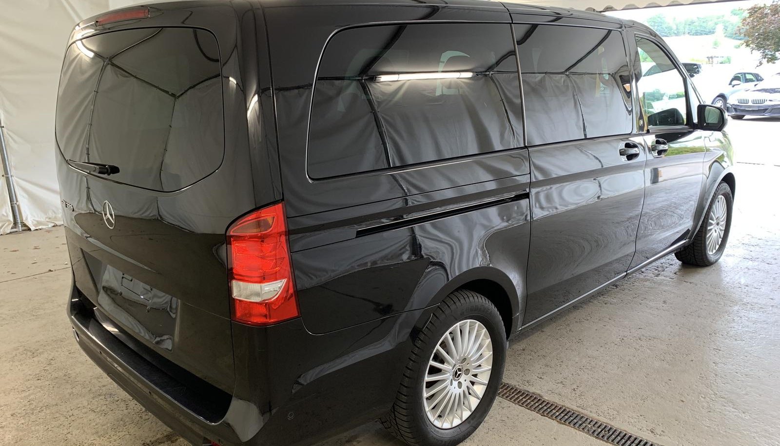 Mercedes-Benz EQV 300 Lang 6
