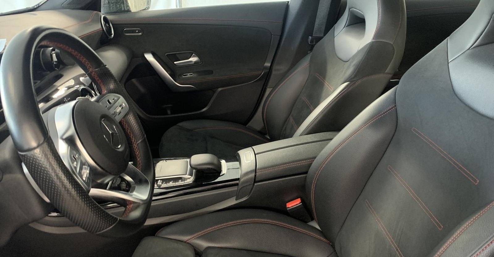 Mercedes-Benz CLA AMG Line 8
