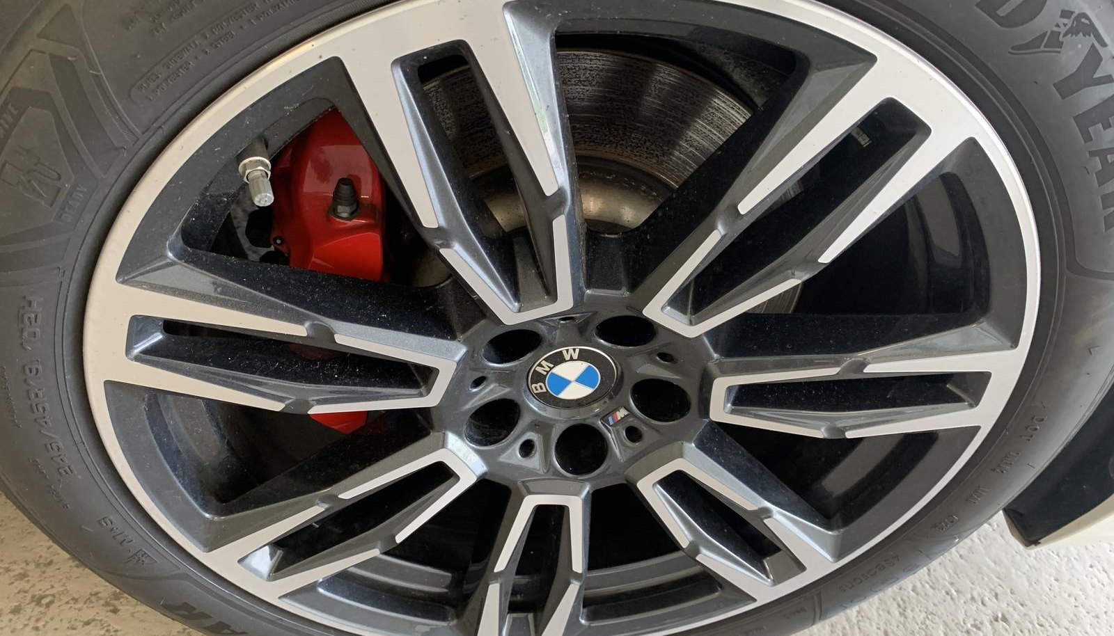 BMW 5 M Sport Pro 6