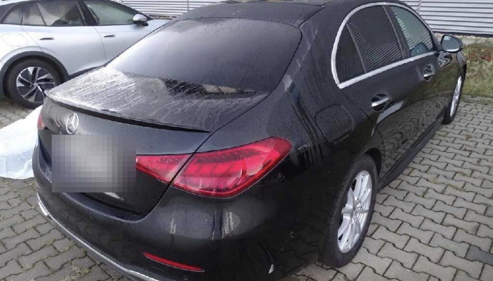 Mercedes-Benz C AMG Line 4
