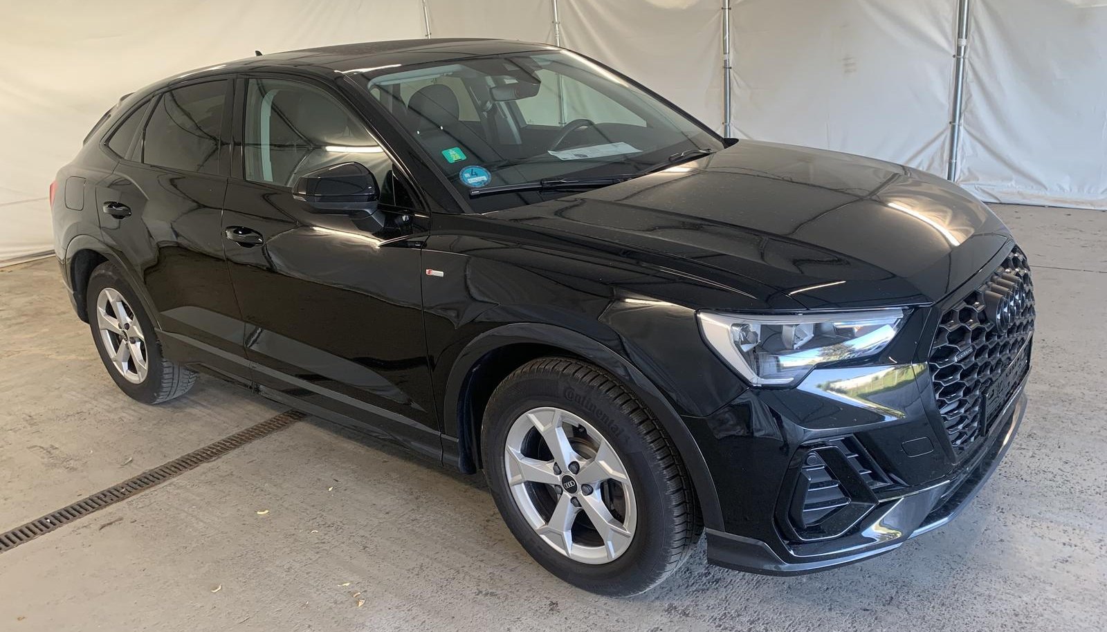 Audi Q3 S-Line 2