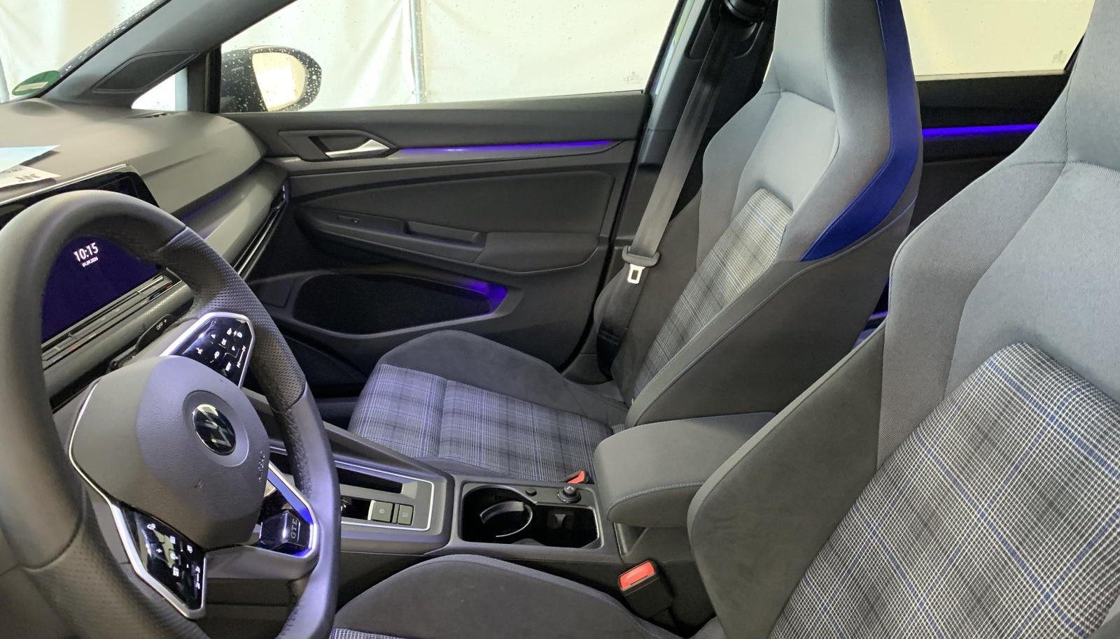 Volkswagen Golf GTE eHybrid 9
