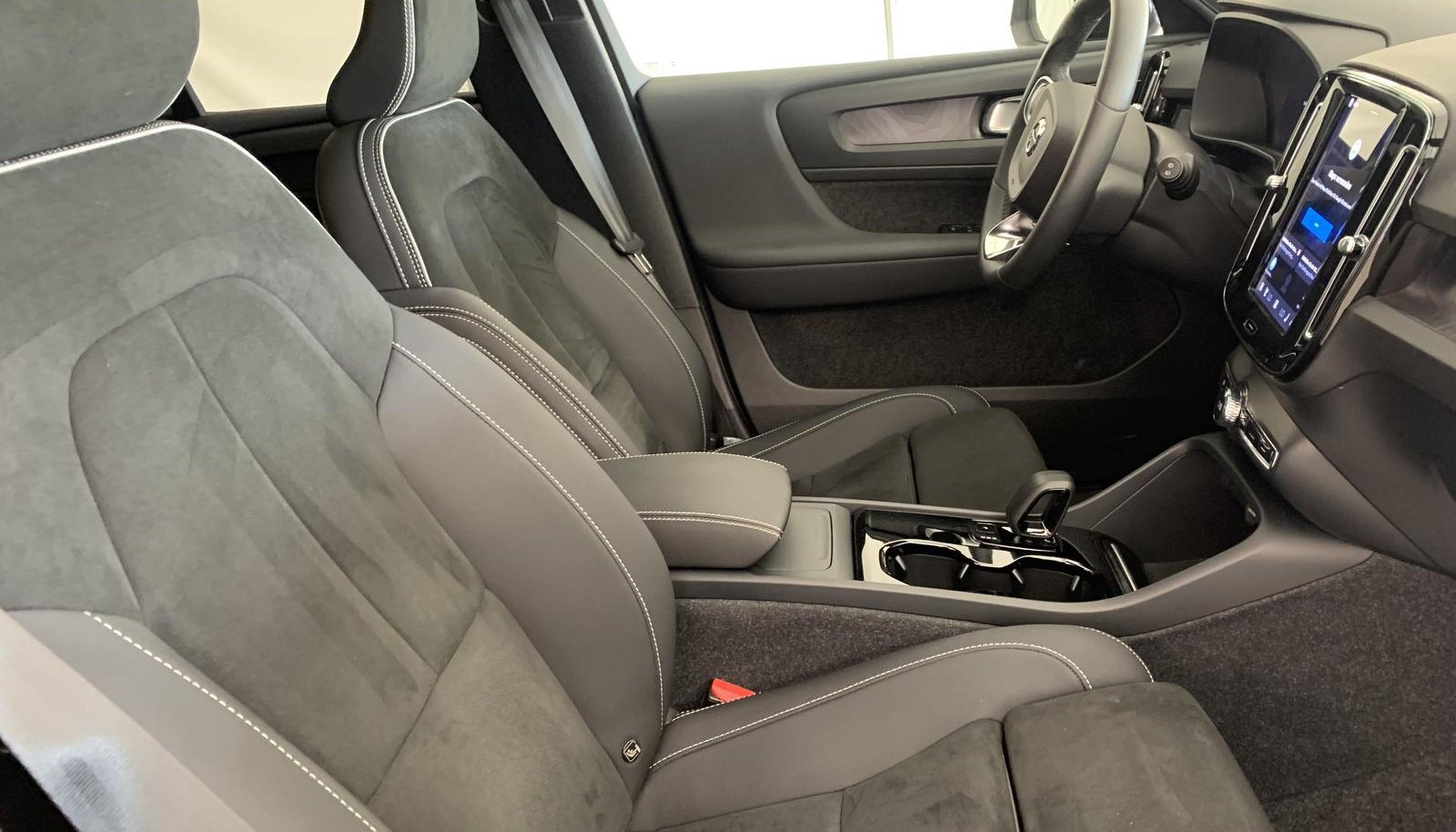 Volvo XC40 Ultimate Recharge Ext. Range 3