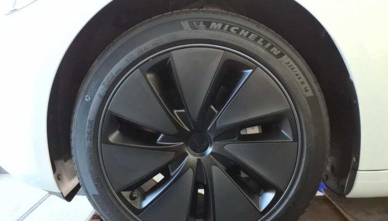 Tesla Model 3 RWD 3