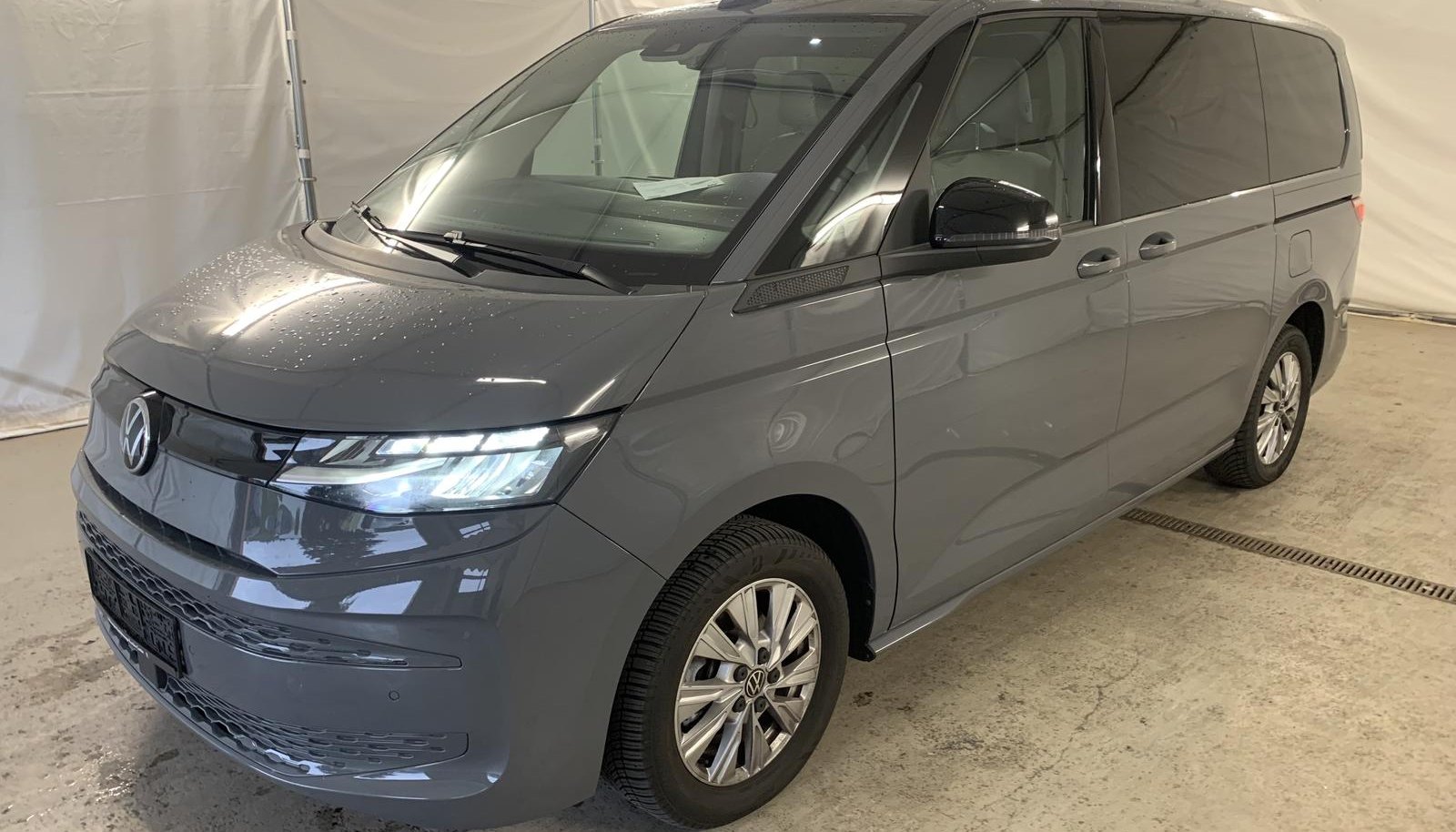 Volkswagen Multivan Basis lang