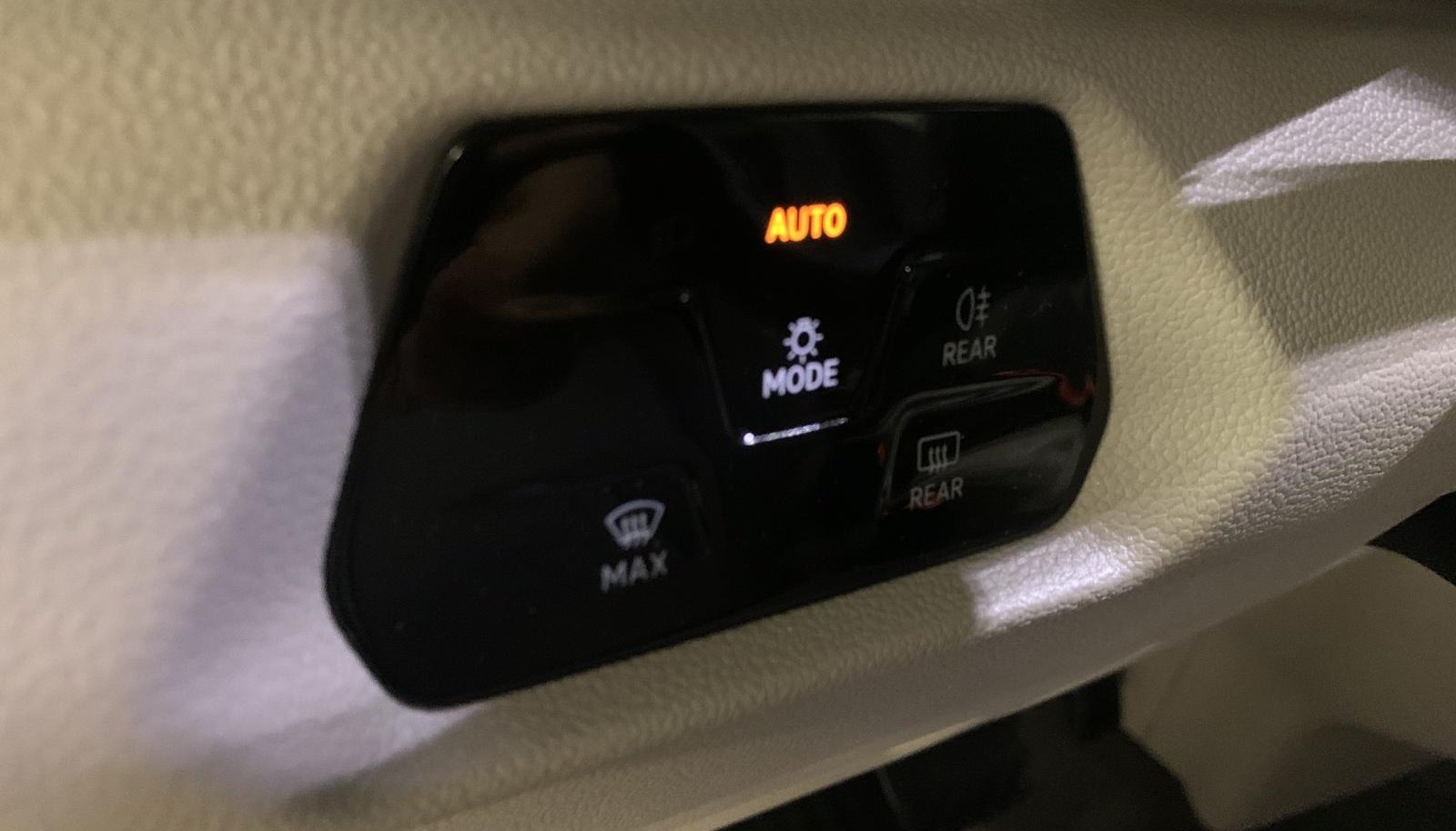 Volkswagen Multivan Basis lang 11