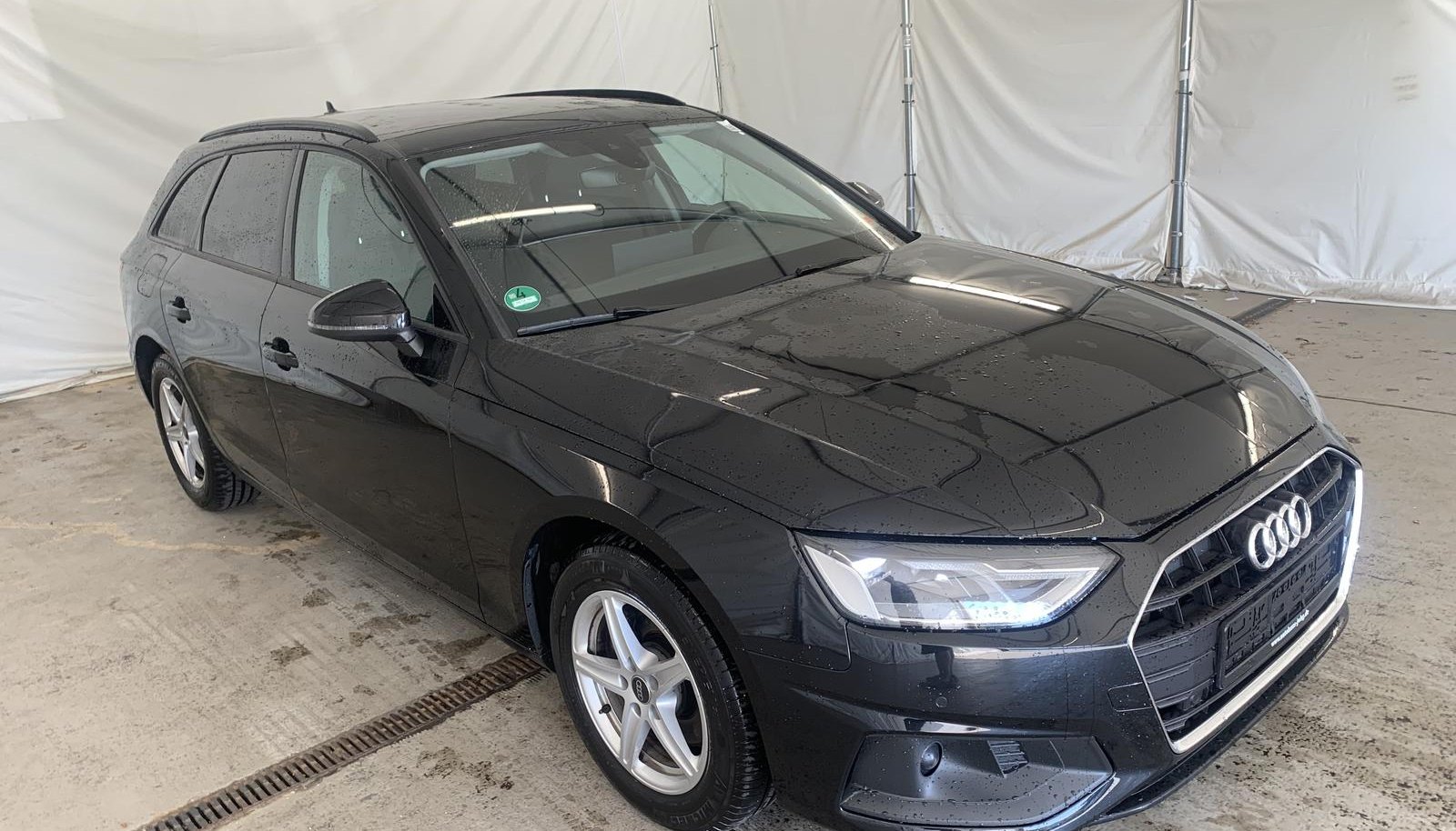 Audi A4 Sport 2