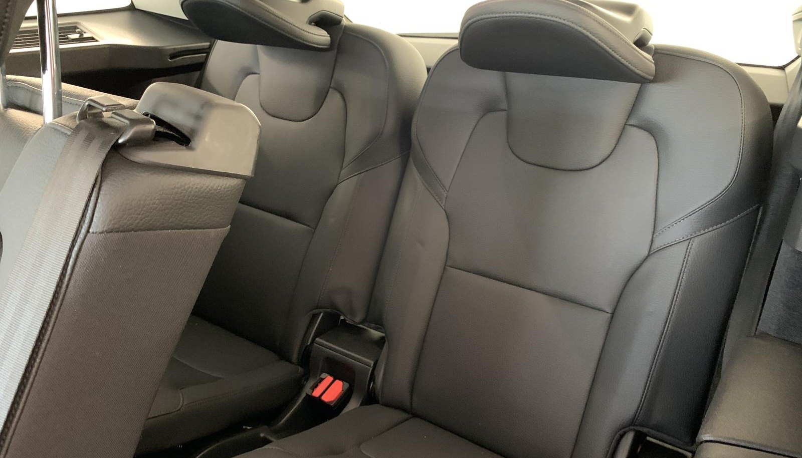 Volvo XC90 Plus Bright AWD 11