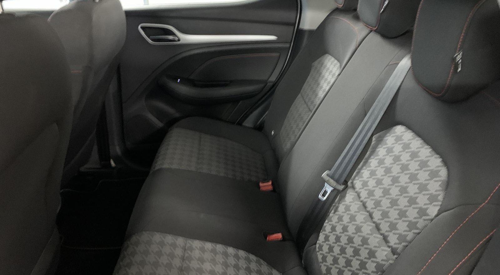 MG ZS Comfort 7