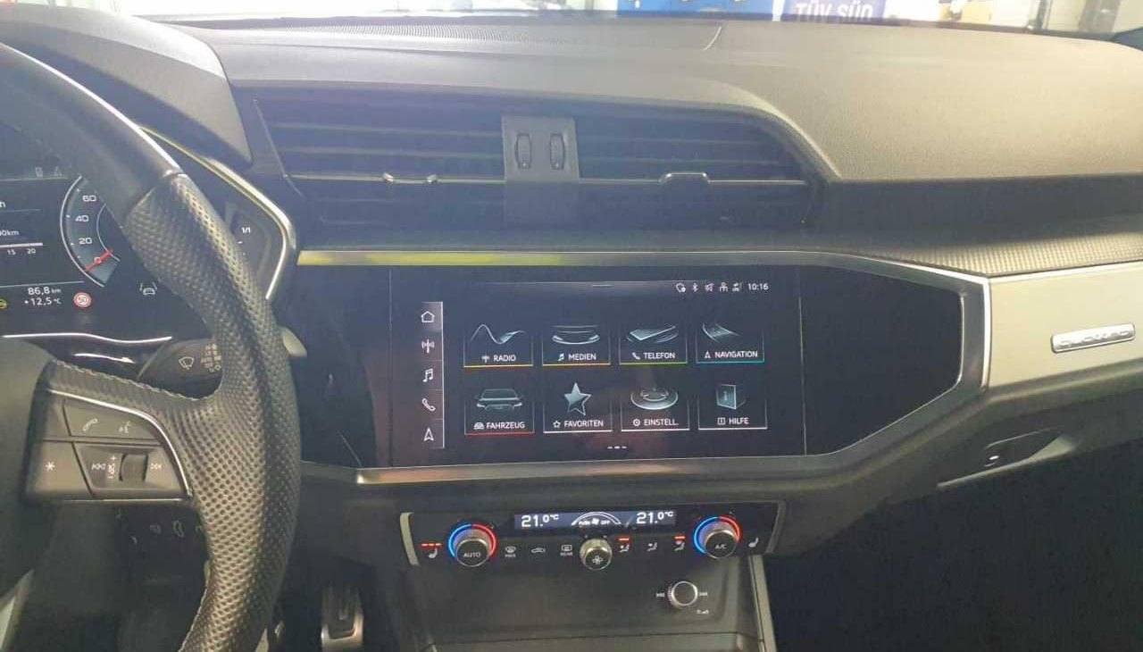 Audi Q3 40 TDI quattro S line 10