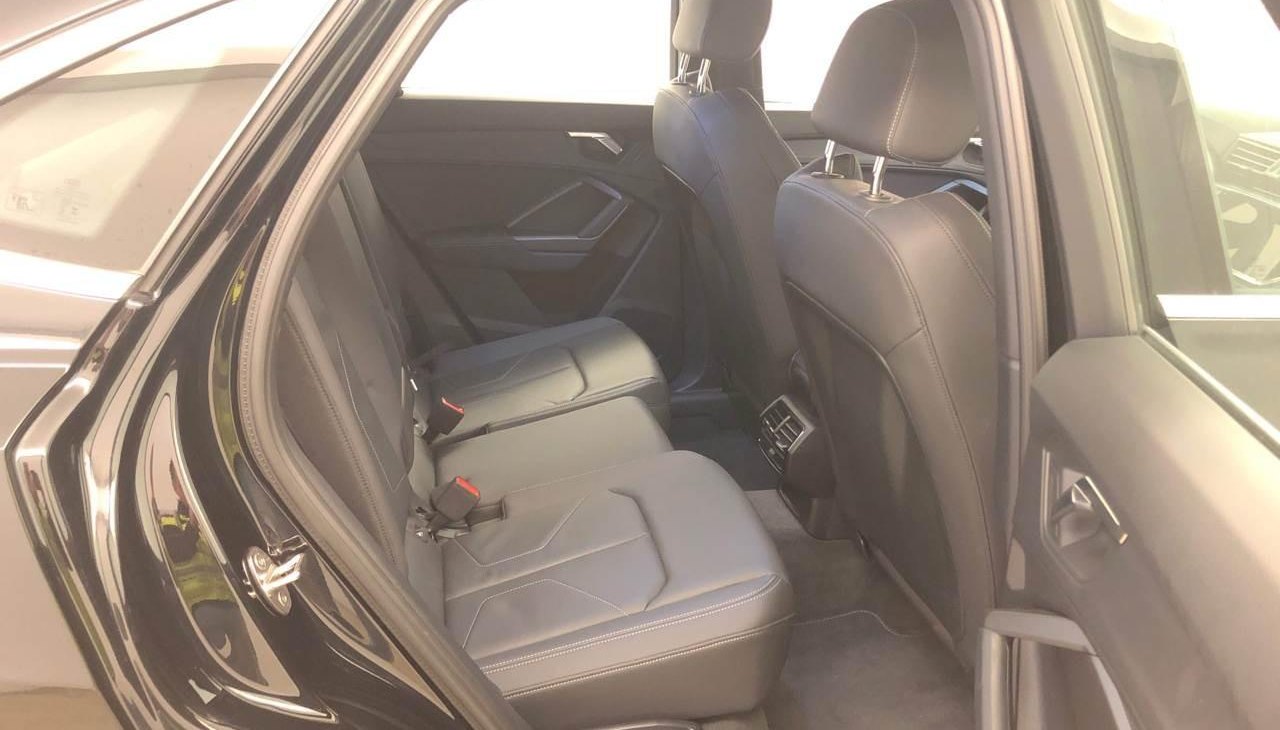 Audi Q3 40 TDI quattro S line 12