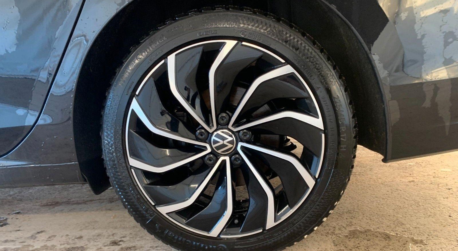 Volkswagen Golf Life 5