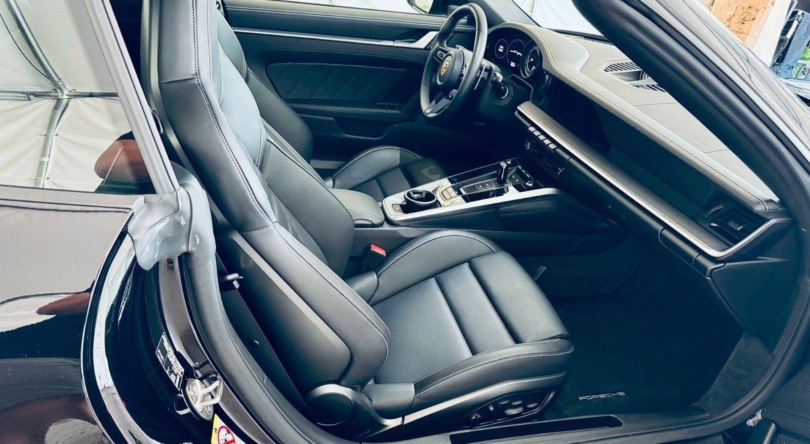 Porsche 911 Turbo Cabriolet 10