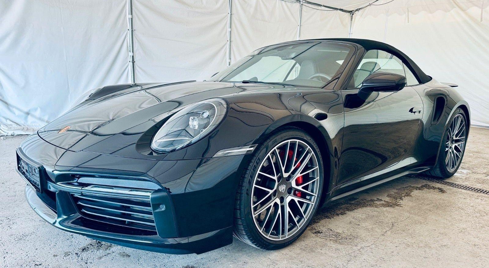 Porsche 911 Turbo Cabriolet 2