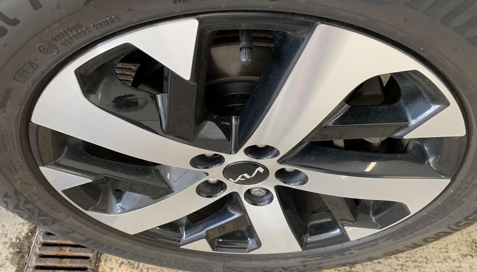 Kia Sorento Vision 2WD 6