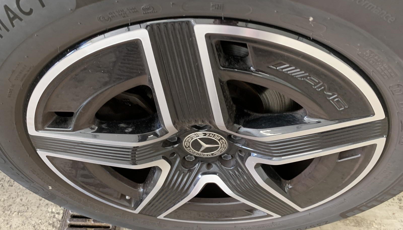 Mercedes-Benz GLC AMG Line 9