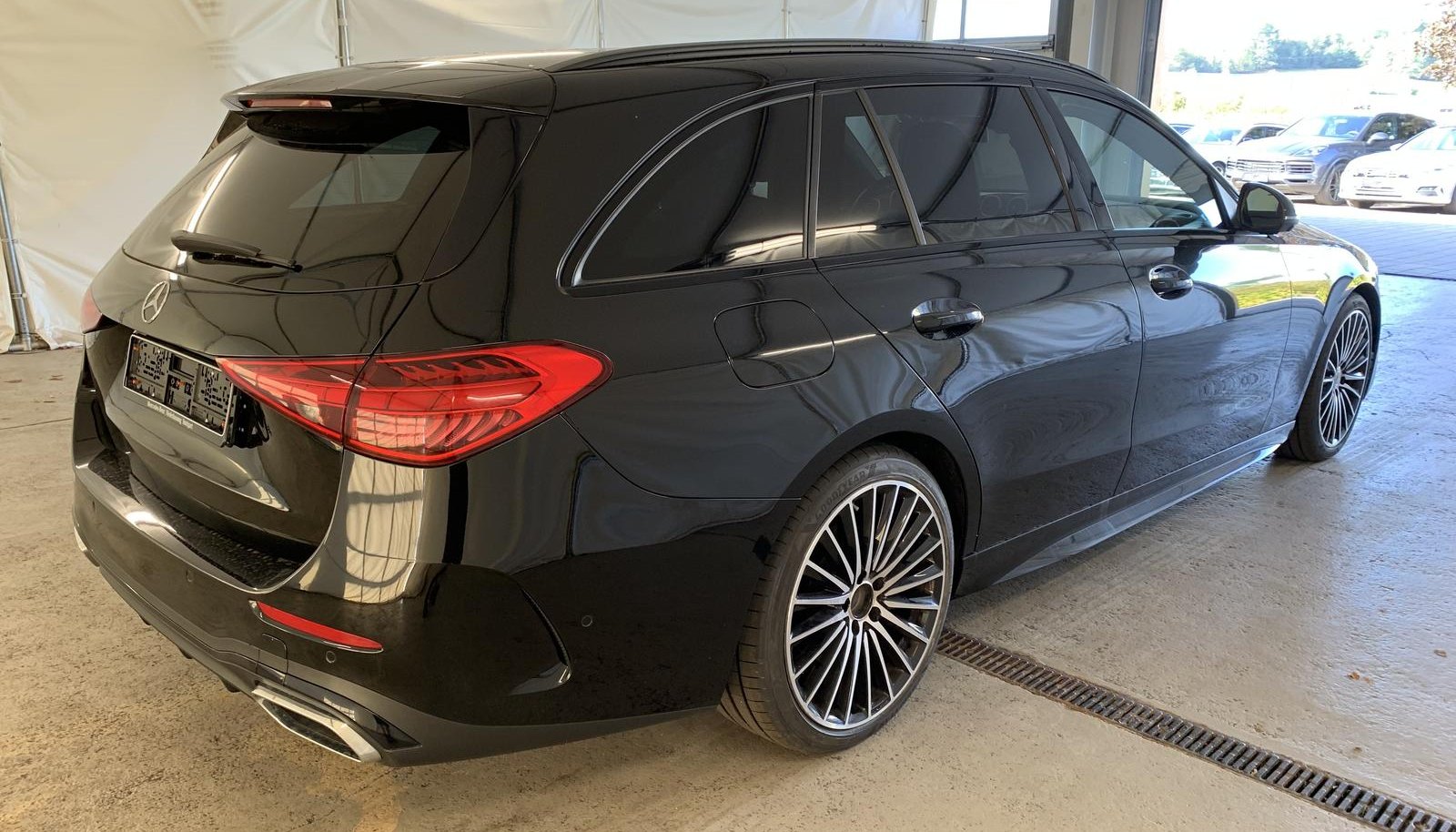Mercedes-Benz C AMG Line 4