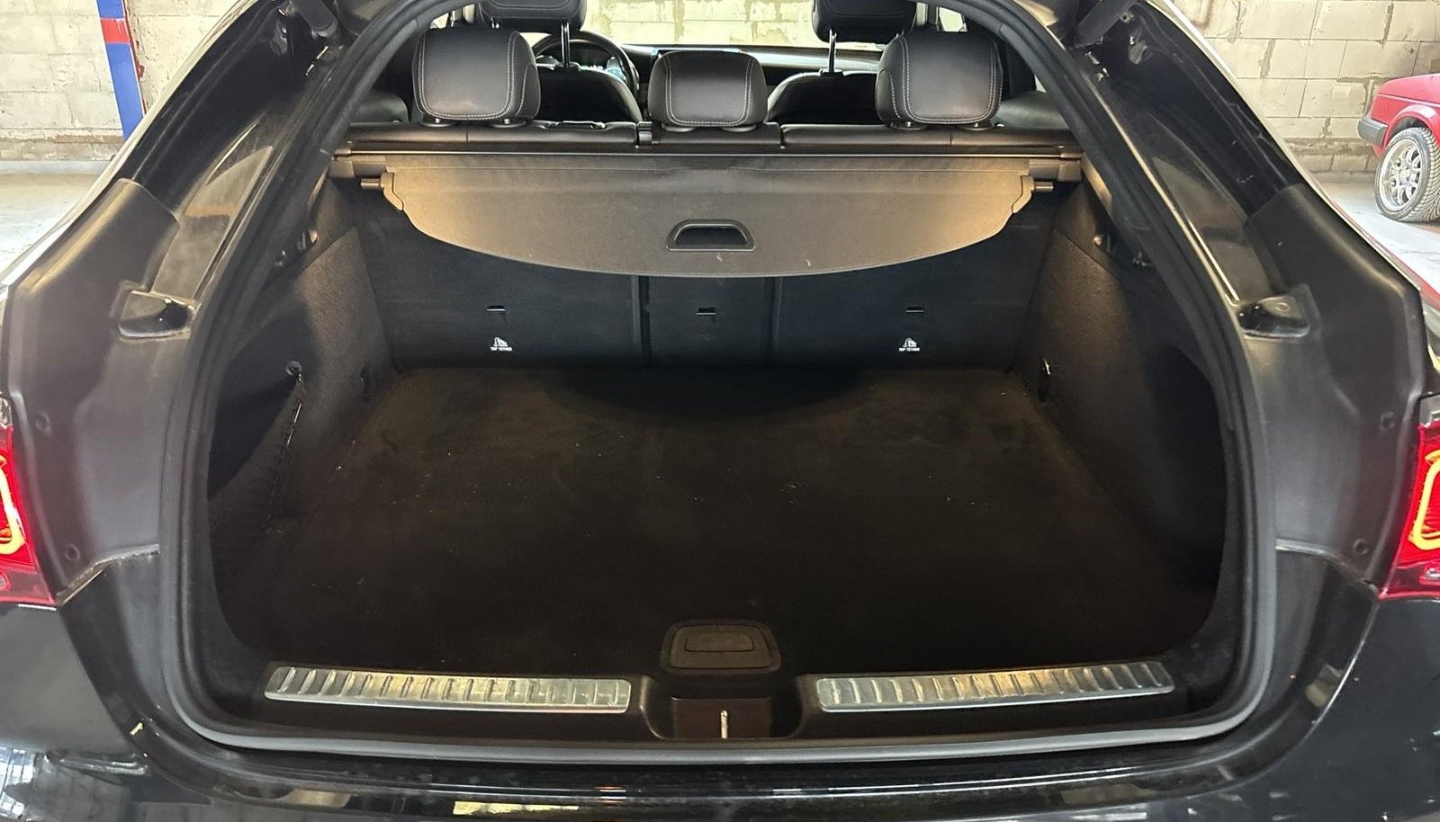 Mercedes-Benz GLC AMG Line 8