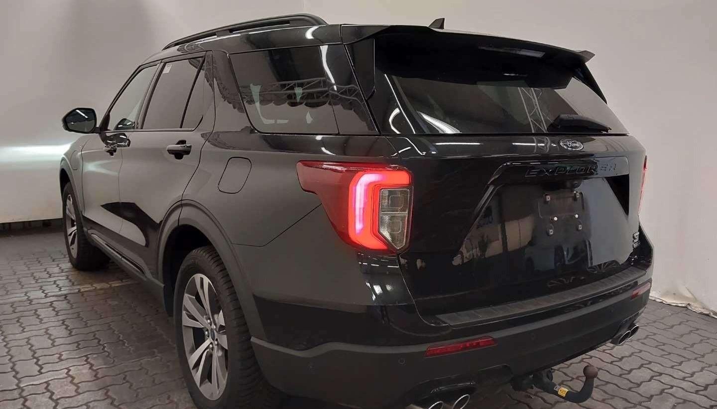 Ford Explorer ST-Line PHEV 4x4 3