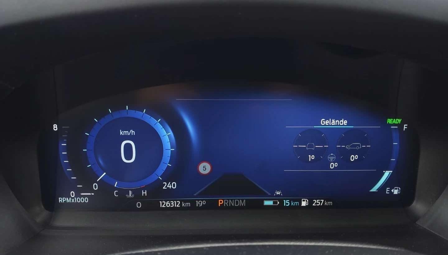 Ford Explorer ST-Line PHEV 4x4 9