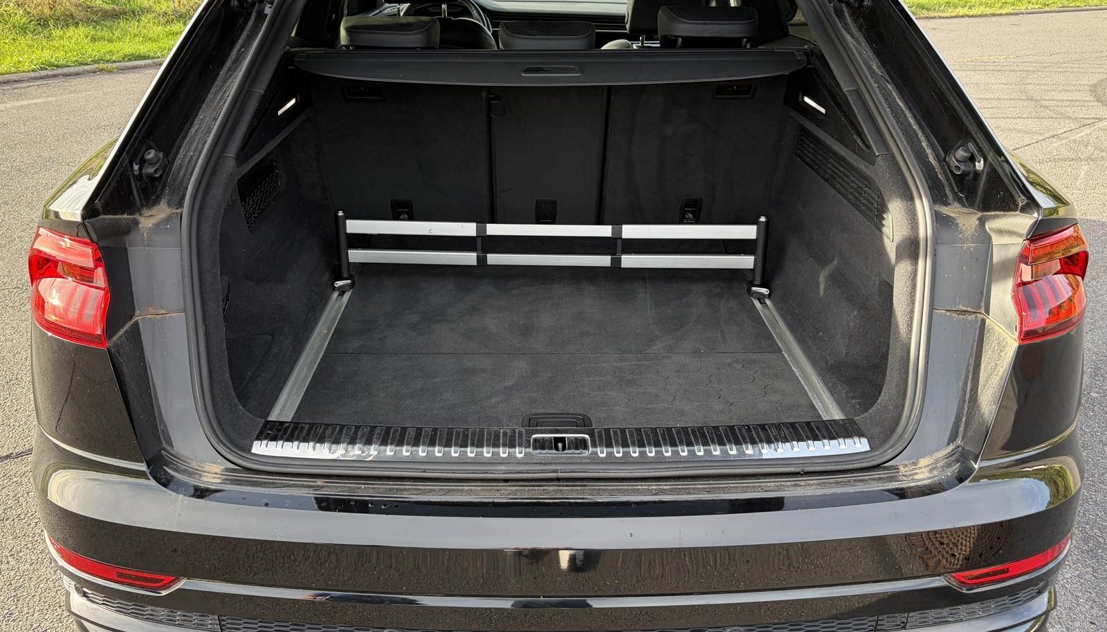 Audi SQ8 quattro 23"/BLACK/ACC+/HD-MATRIX/360°KAM/B&O 10
