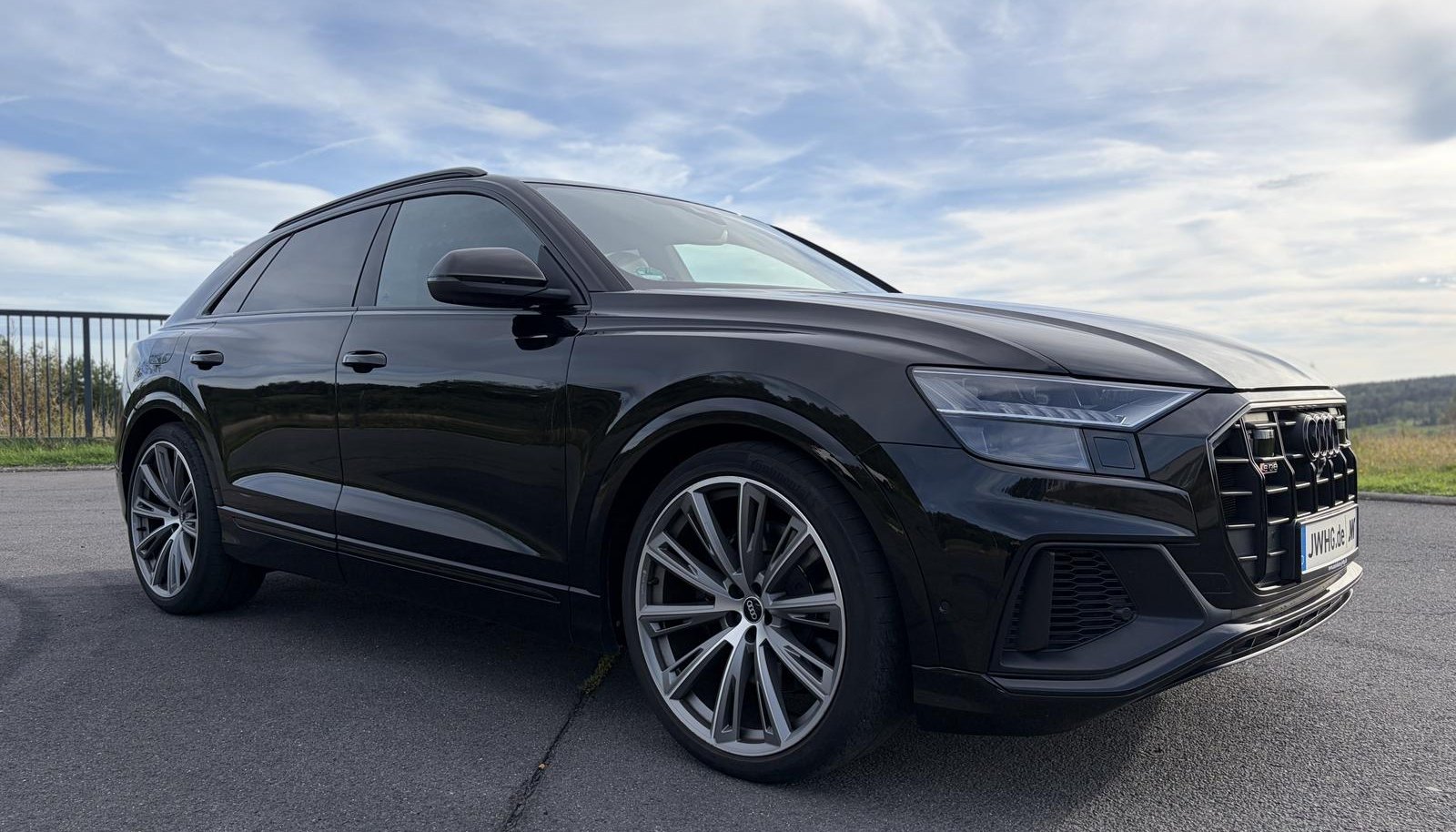 Audi SQ8 quattro 23"/BLACK/ACC+/HD-MATRIX/360°KAM/B&O 12