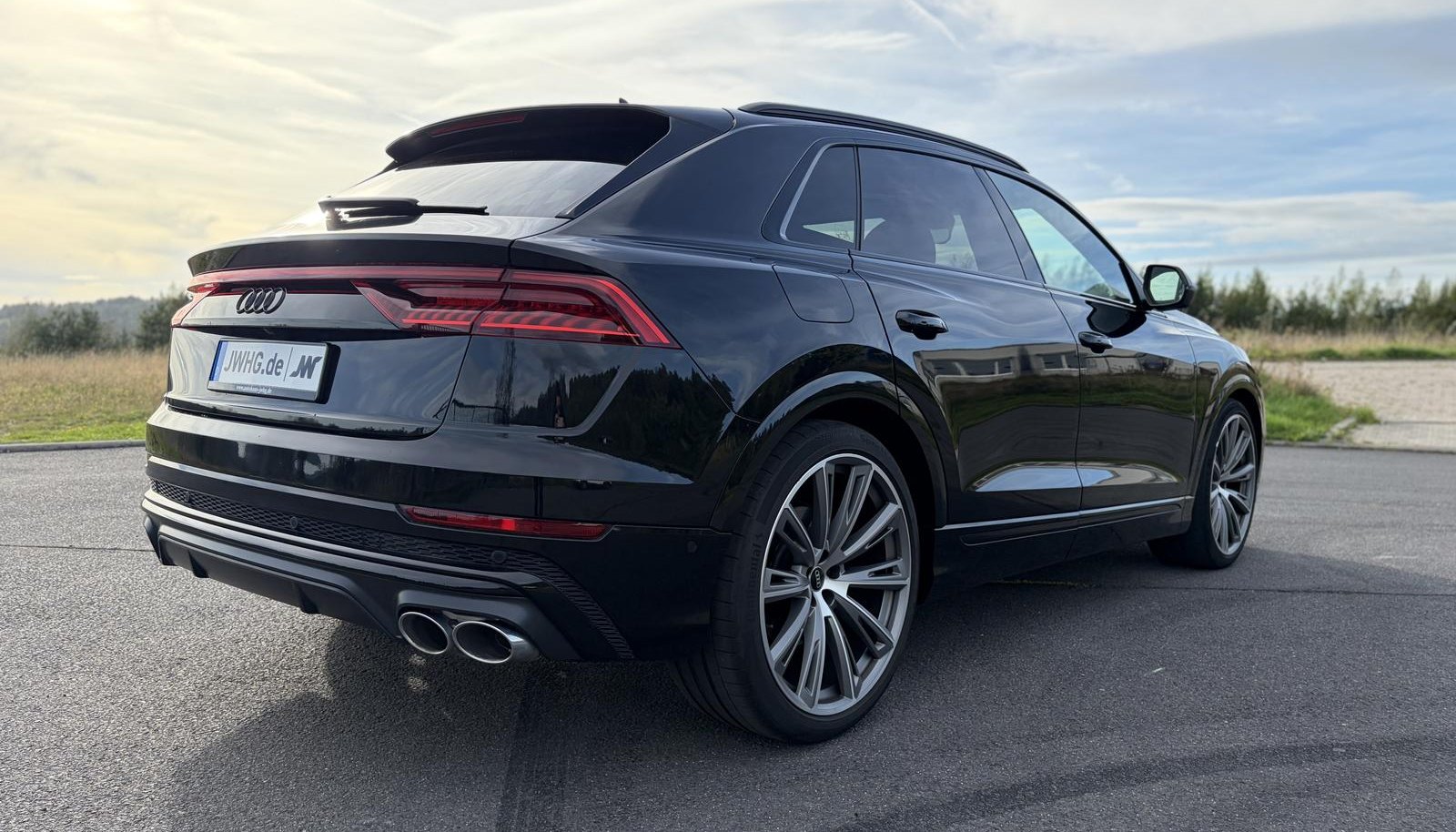 Audi SQ8 quattro 23"/BLACK/ACC+/HD-MATRIX/360°KAM/B&O 5
