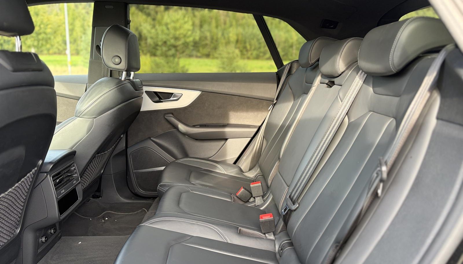 Audi SQ8 quattro 23"/BLACK/ACC+/HD-MATRIX/360°KAM/B&O 9