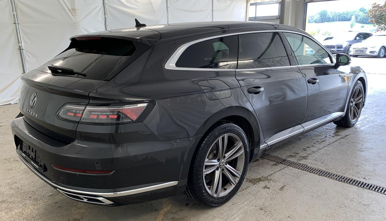 Volkswagen Arteon R-Line 4