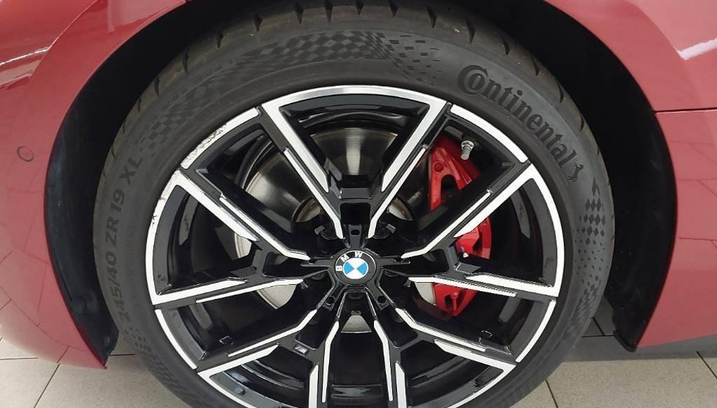 BMW 4 M Sport 5