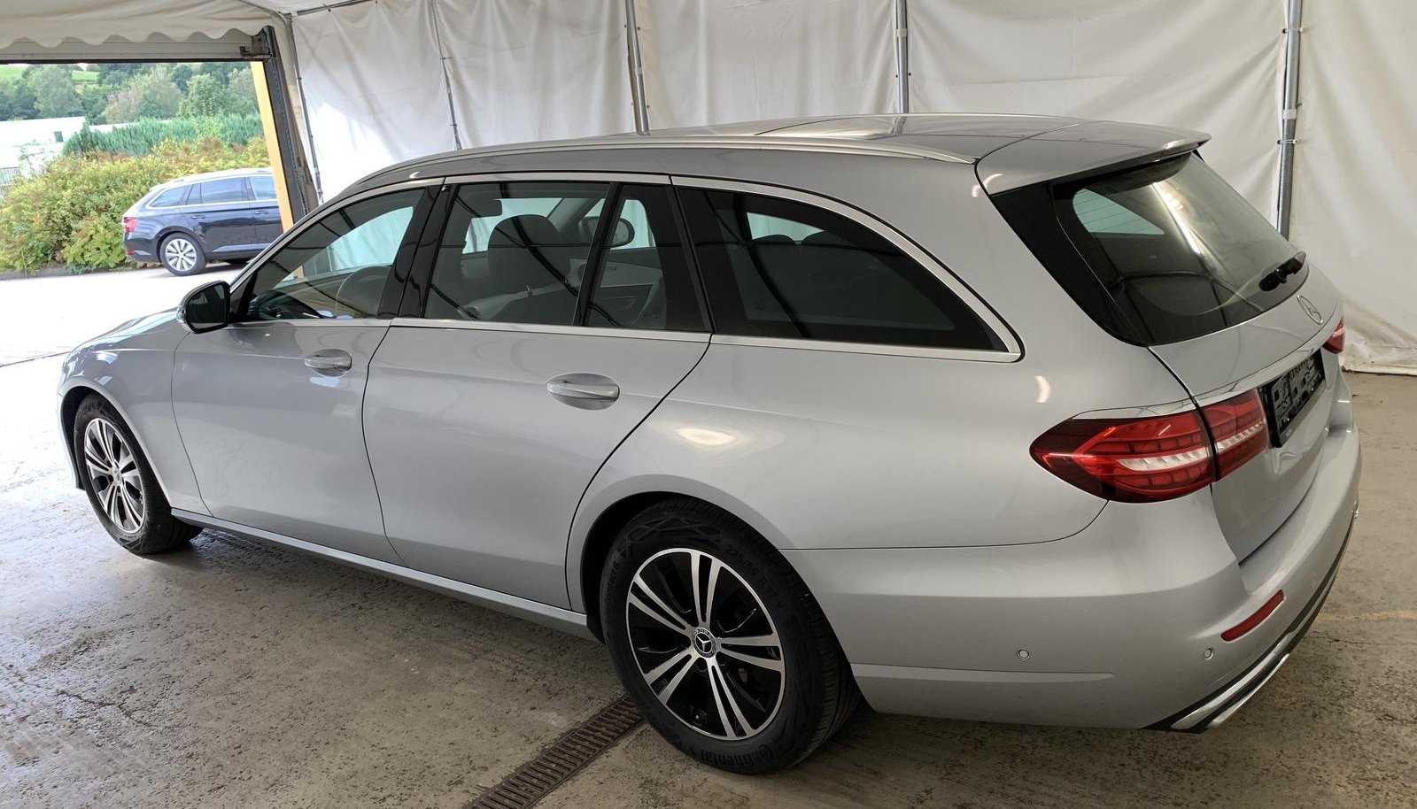 Mercedes-Benz E Avantgarde 8