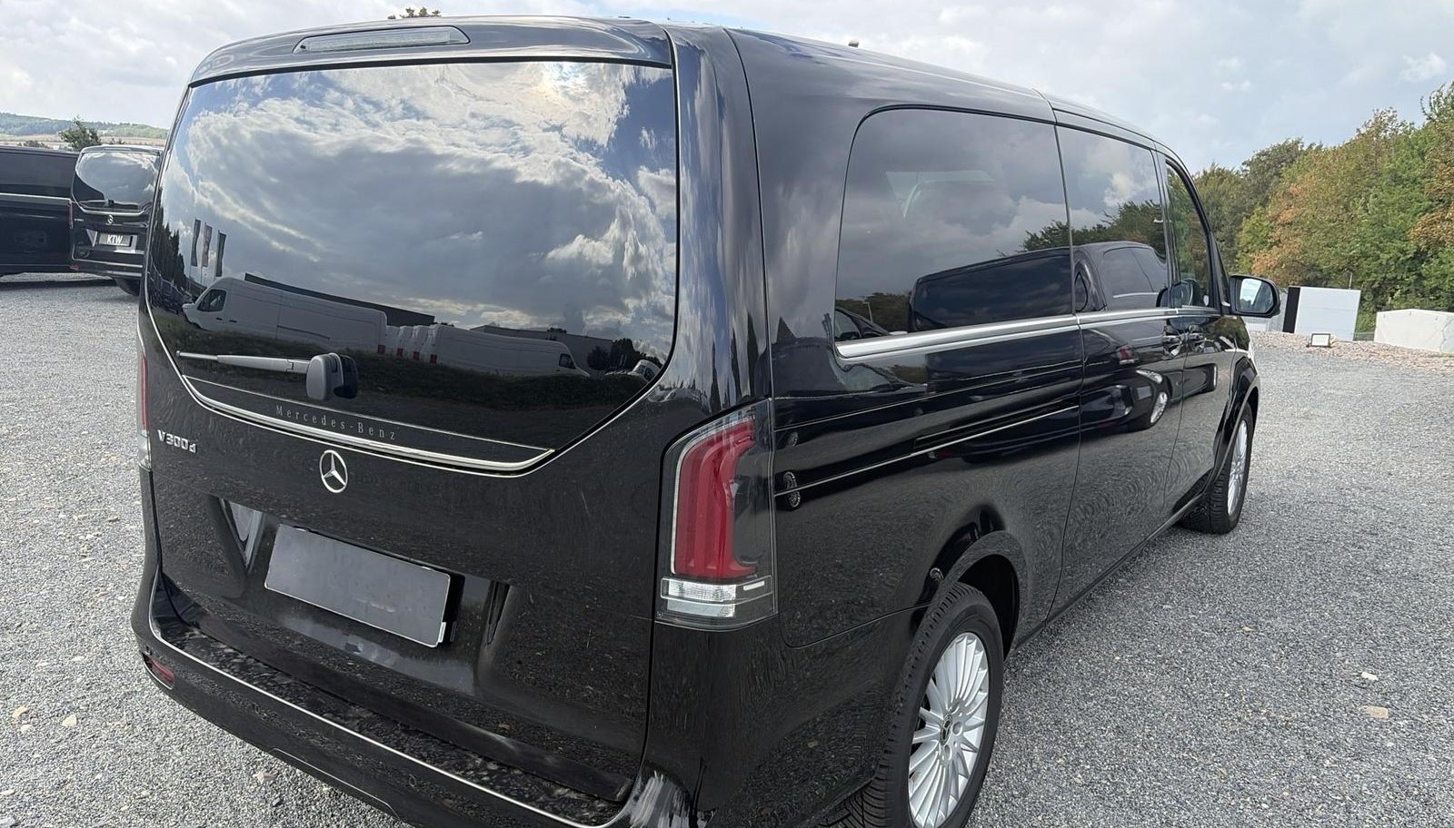 Mercedes-Benz V extralang AVANTGARDE 3