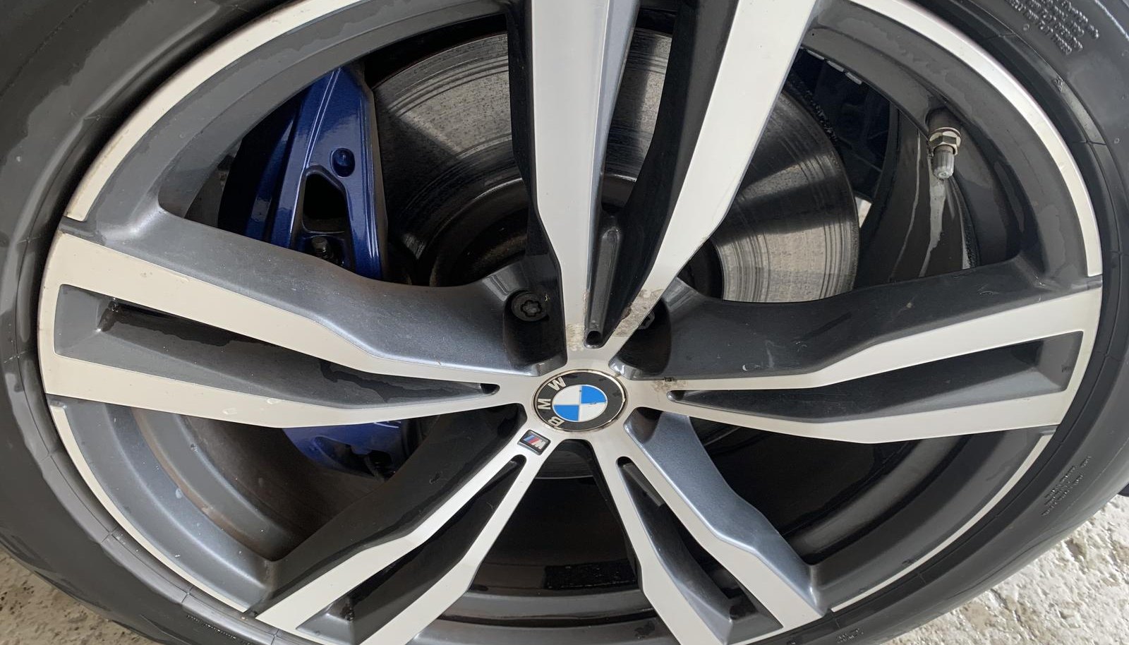 BMW X7 M50d 7-Sitzer DRIVING PRO/PANO/21"/AHK 5
