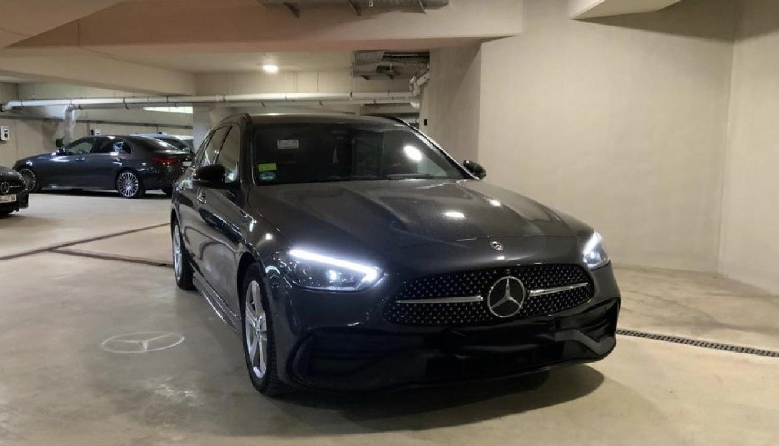 Mercedes-Benz C AMG Line 9