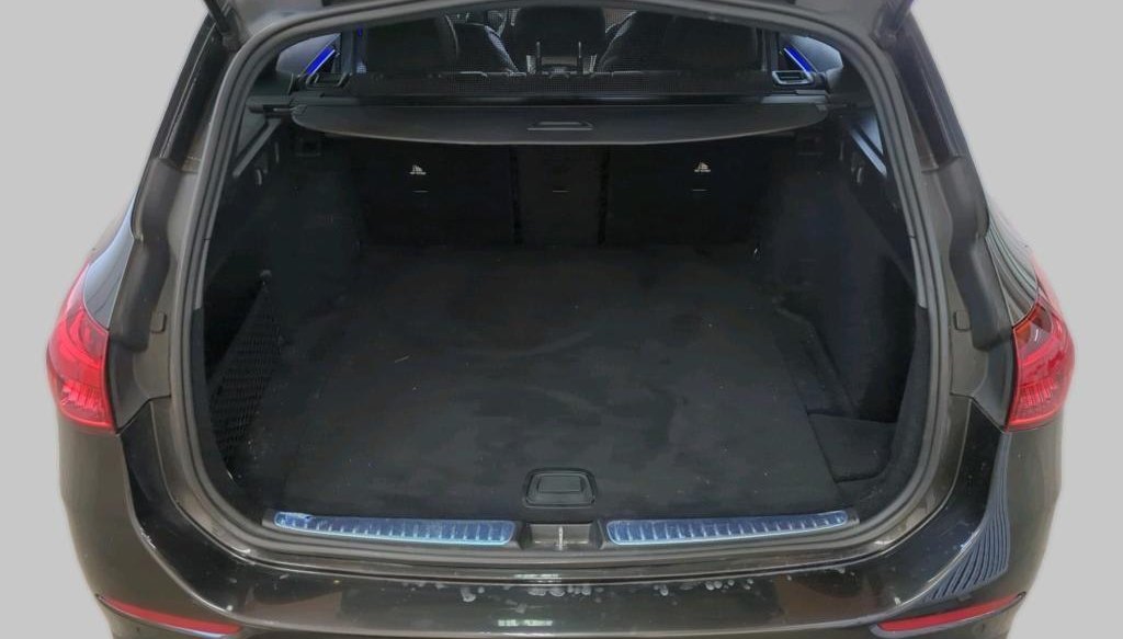 Mercedes-Benz C C 300 d (206.206) 10