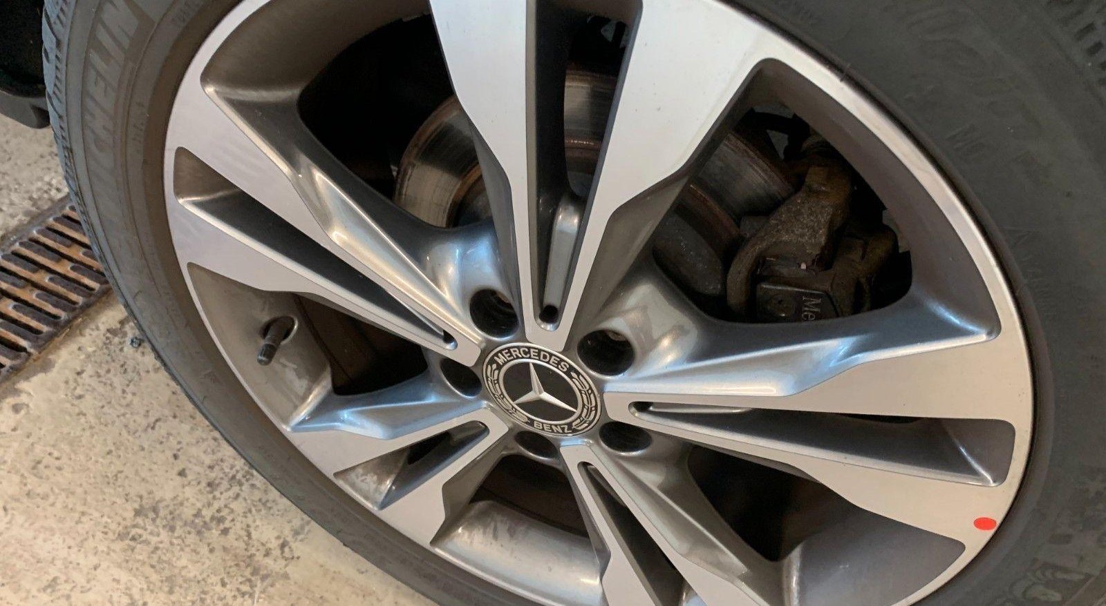 Mercedes-Benz V Edition 8