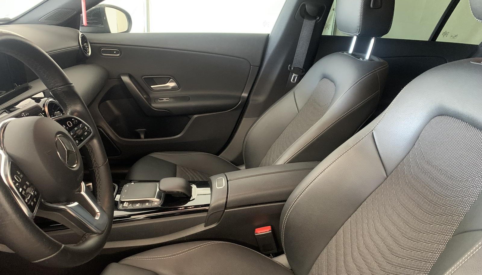 Mercedes-Benz CLA CLA 220 d 10