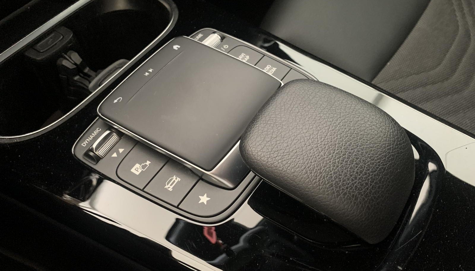 Mercedes-Benz CLA CLA 220 d 11