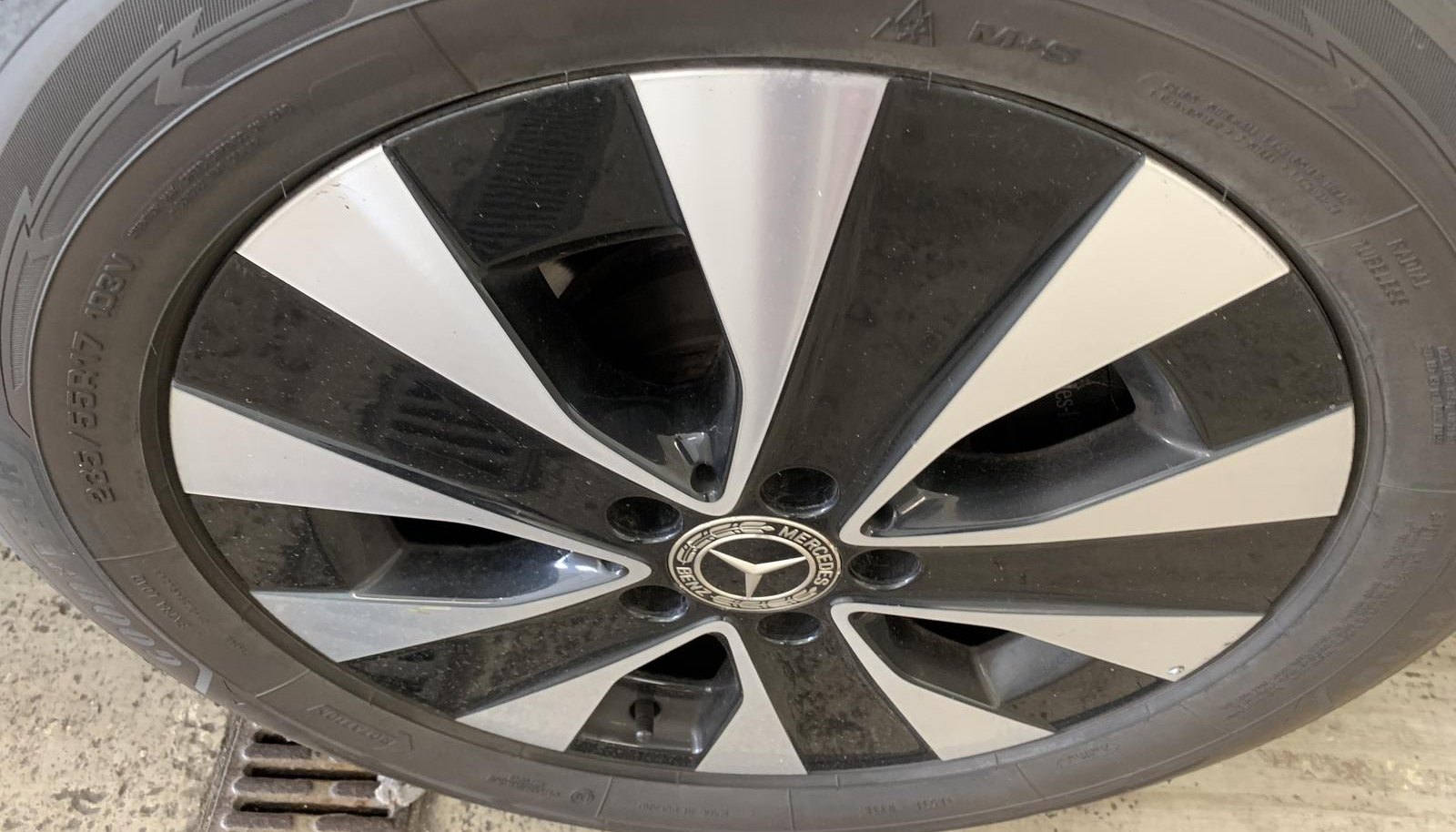 Mercedes-Benz V 300 d EDITION Lang 10