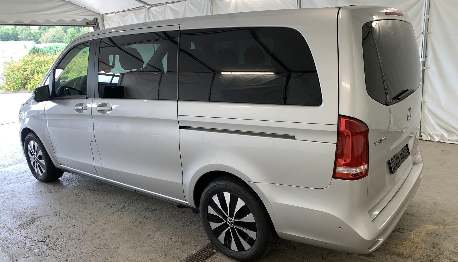 Mercedes-Benz V 300 d EDITION Lang 9