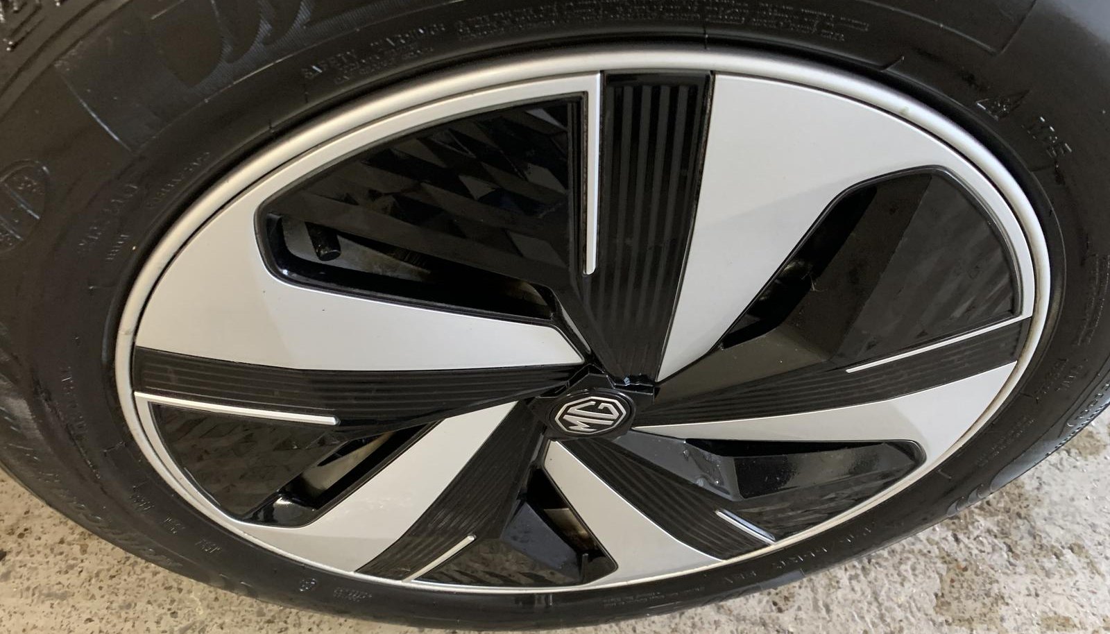 MG ZS Comfort 3