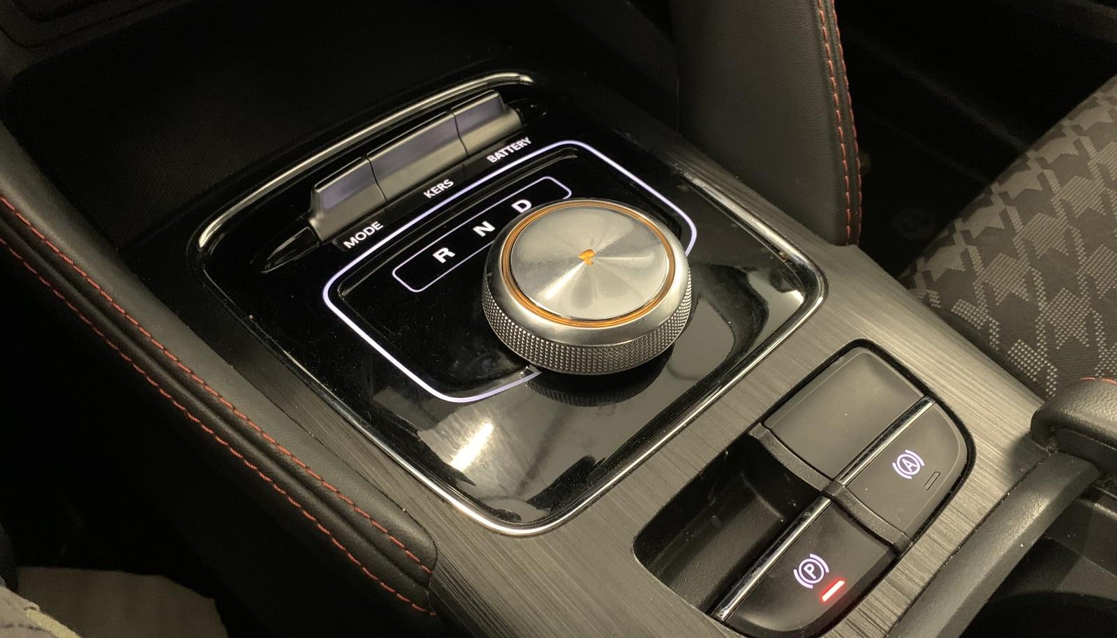 MG ZS Comfort 9