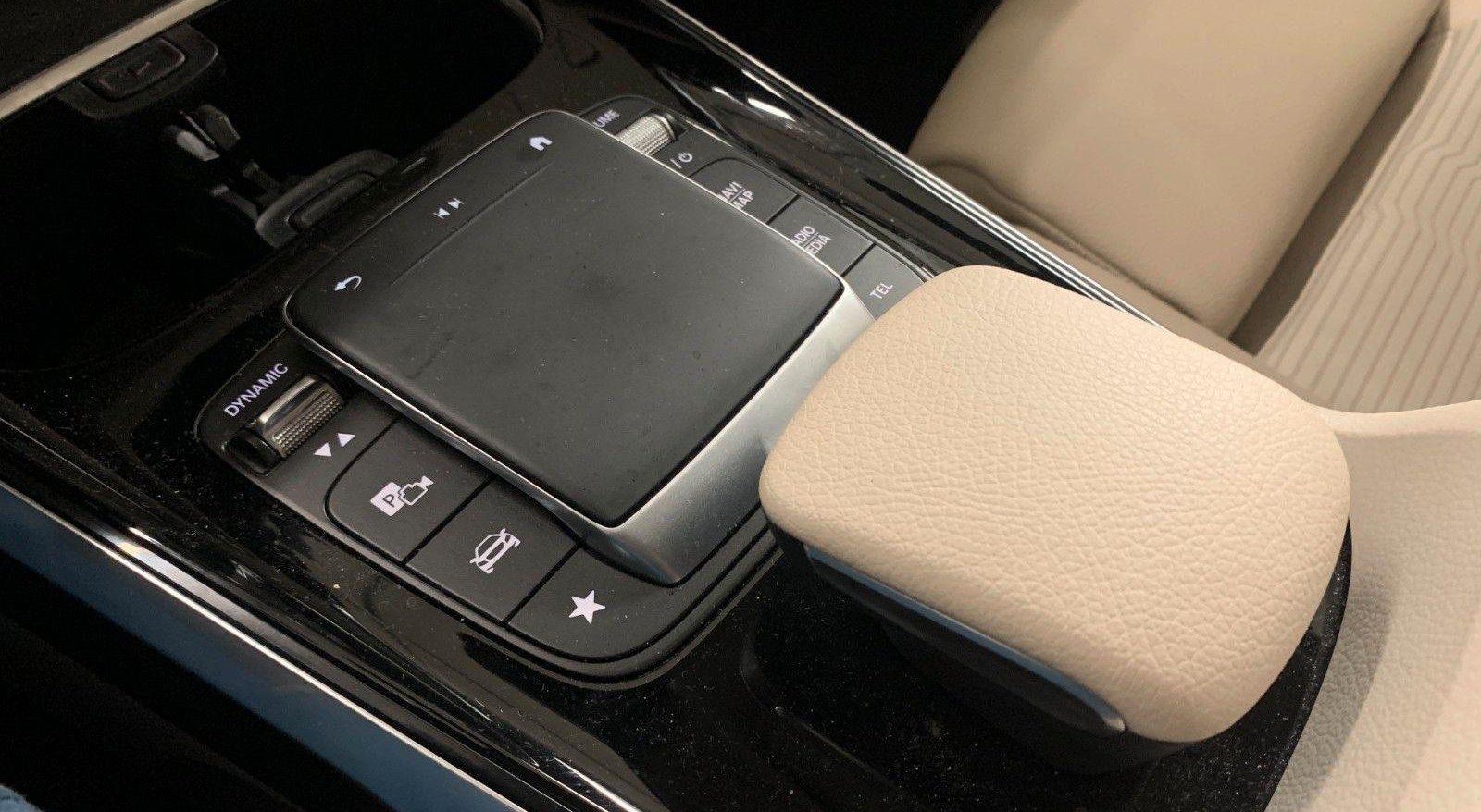 Mercedes-Benz GLB Progressive 12