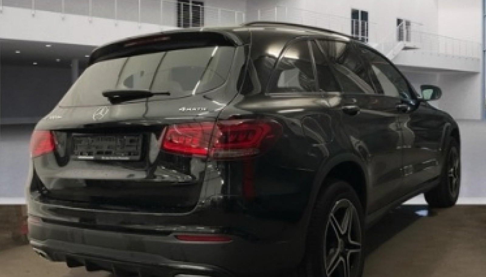 Mercedes-Benz GLC AMG Line 4