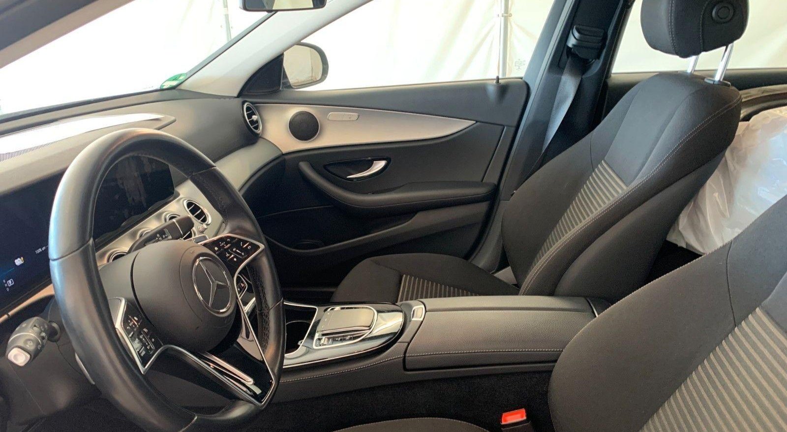 Mercedes-Benz E Avantgarde 8