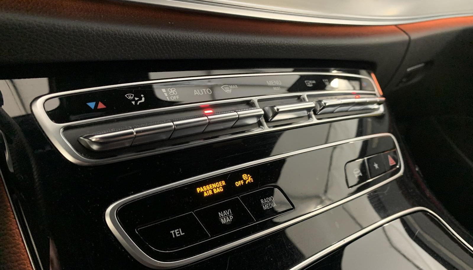 Mercedes-Benz E AMG Line 12