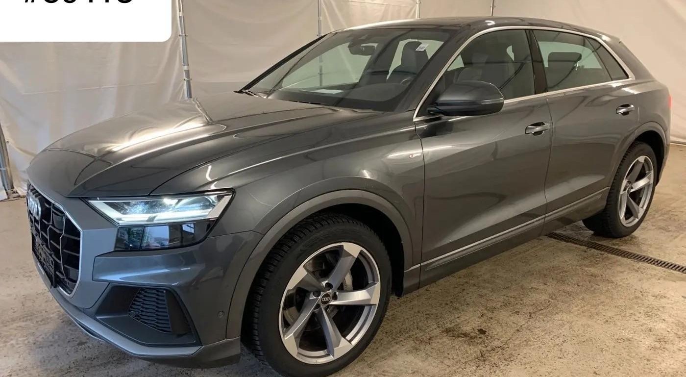 Audi Q8 S-Line Competition Plus