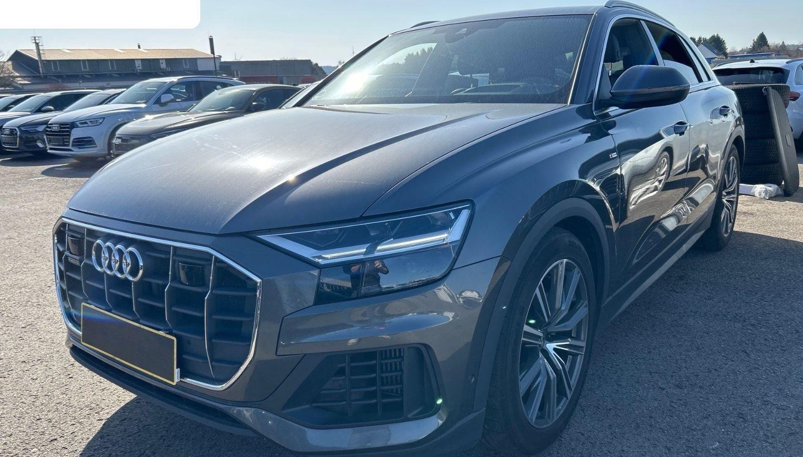 Audi Q8 S-Line Competition Plus