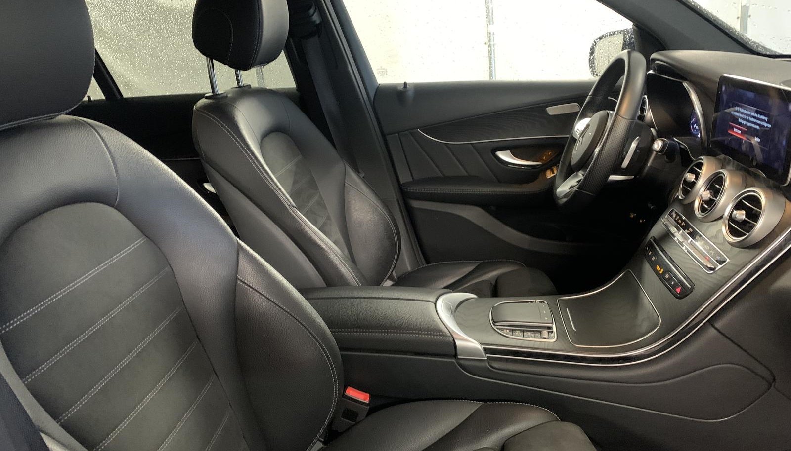 Mercedes-Benz GLC AMG Line 4